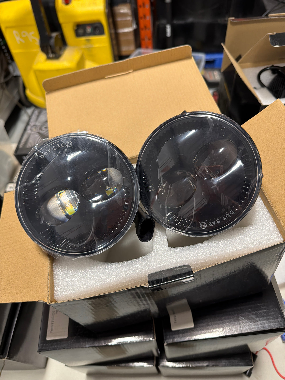Type f1ed fog lights set
