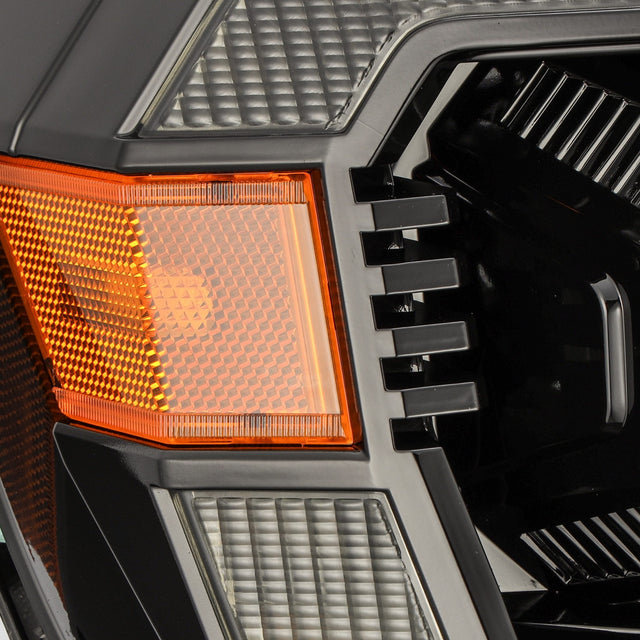 05-11 Toyota Tacoma PRO-Series Halogen Projector Headlights Alpha-Black