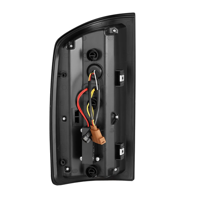 Feux arrière à DEL série LUXX Alpha-Black pour camions Dodge Ram 1500/2500/3500 de 07 à 09