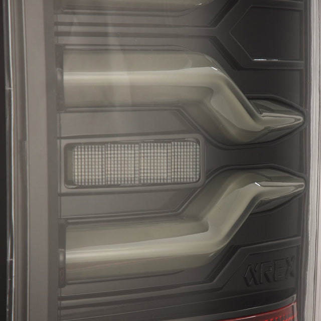 Feux arrière à DEL série LUXX Alpha-Black pour camions Dodge Ram 1500/2500/3500 de 07 à 09