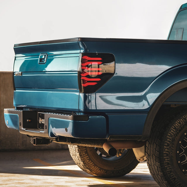 Feux arrière à LED Alpha-Black pour Ford F150 série LUXX 09-14