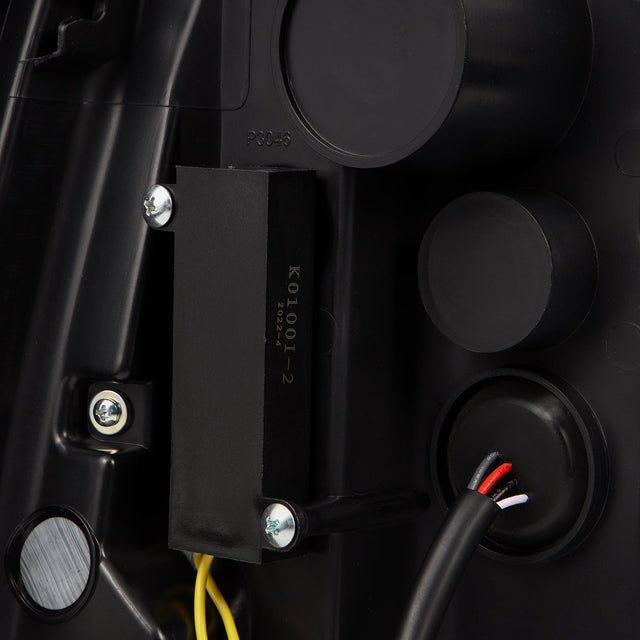 Feux arrière à LED série LUXX pour camion Ram 09-18, noir et rouge