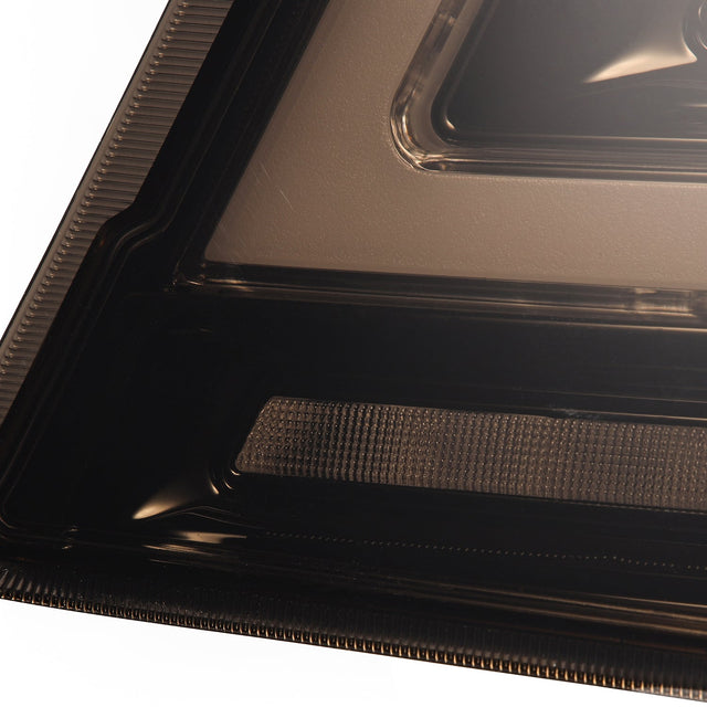 Feux arrière à LED Tesla Model S LUXX 12-21, fumée noire (avec pièce centrale de coffre noire de remplacement)