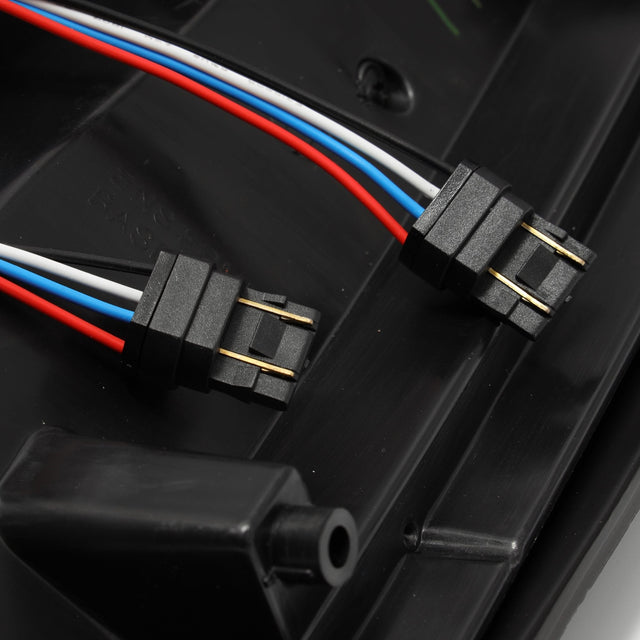 Feux arrière à DEL Dually PRO-Series pour Chevrolet Silverado 1500 (14-18) / Silverado 2500HD/3500HD (15-19) / GMC Sierra 3500HD (15-19) - Noir de jais