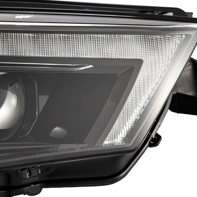 Phares projecteurs à LED Alpha-Black pour Toyota 4Runner MK II série LUXX 14-24