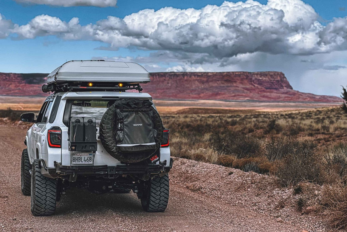 Feux arrière à LED XB pour Toyota 4Runner (10-24) (Gen II) (fumés)