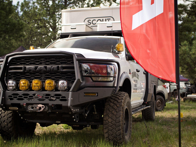 19-24 Ram 2500/3500/4500/5500 LUXX-Series LED Projector Headlights Black