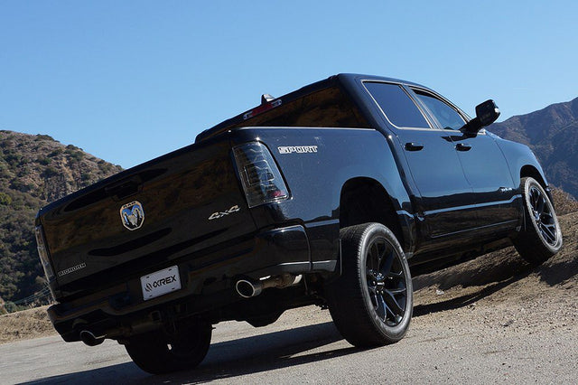 19-24 Ram 1500 LUXX-Series LED Tail Lights Black-Red