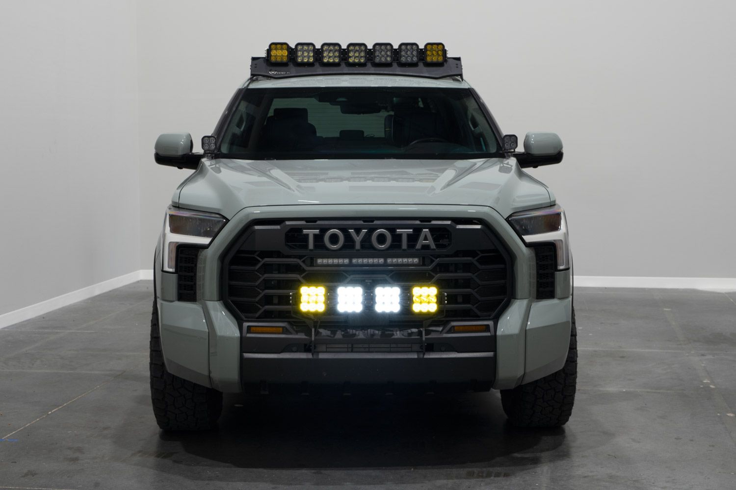 Kit de barres lumineuses CrossLink pour calandre SS5 pour Toyota Tundra 2022-2025
