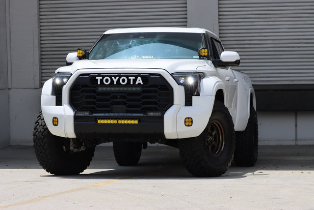 22-25 Toyota Tundra/Sequoia LUXX-Series LED Projector Headlights Black