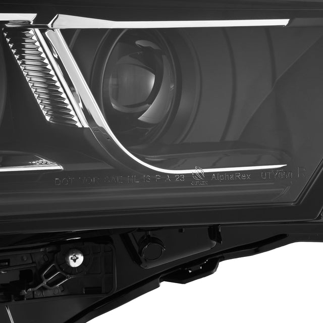 22-25 Toyota Tundra/Sequoia LUXX-Series LED Projector Headlights Black