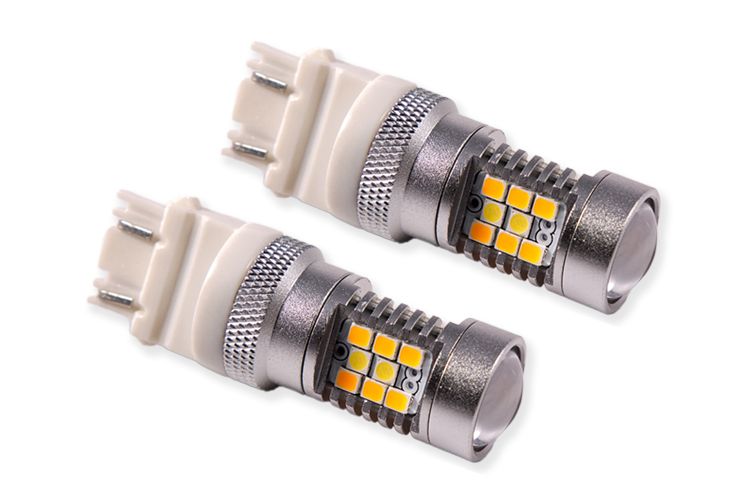 Ampoules LED bicolores pour clignotants Switchback 3157 HP24