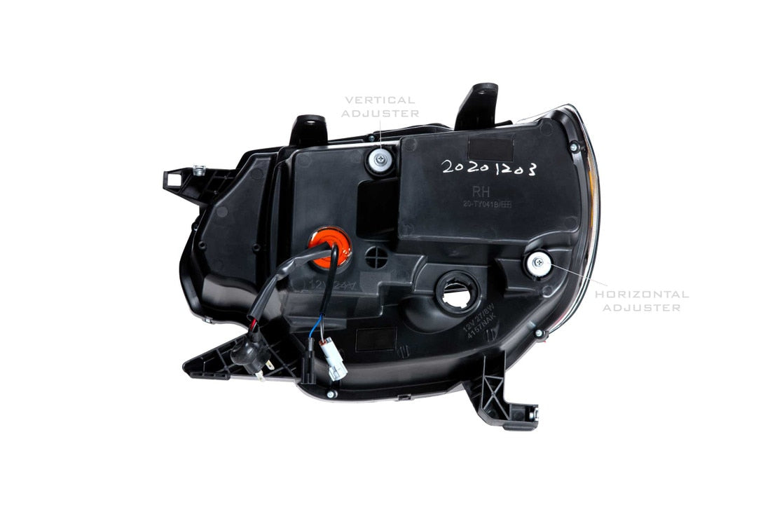 Toyota Tacoma (12-15) XB Hybrid Led Headlights