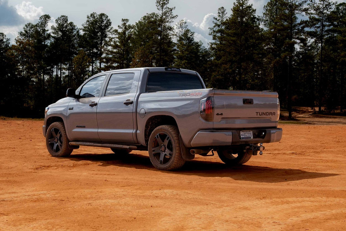 Feux arrière à LED XB pour Toyota Tundra (14-21) (transparents)