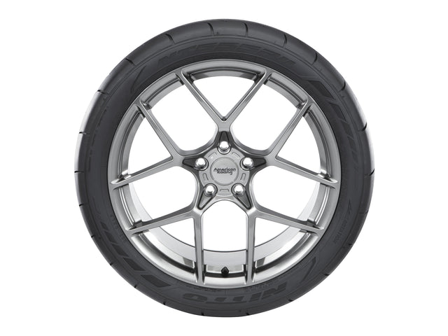 Nitto NT555RII 245/50R16