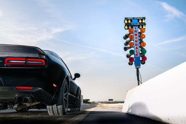 Nitto NT555RII P305/45R18