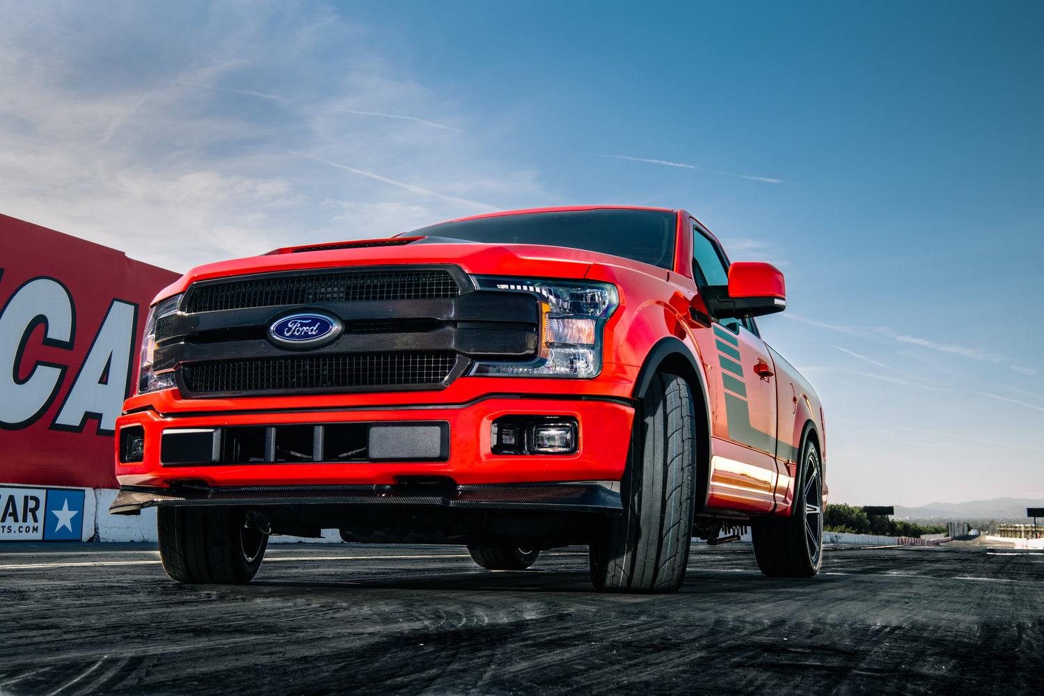 Nitto NT555RII 275/35R20