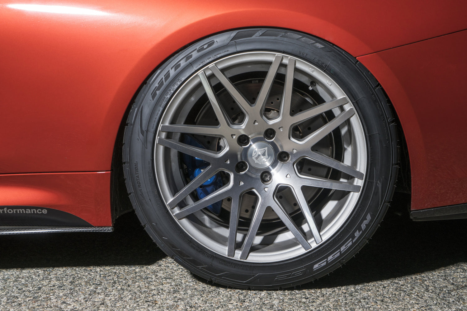 Nitto NT555 G2 255/50ZR17