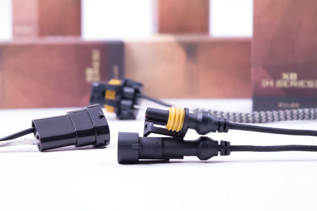 H11/H8/H9 : ampoules cachées Morimoto Xb