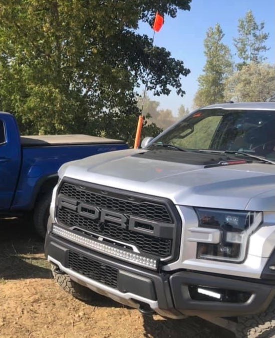 2017-2020 Ford Raptor SAE/DOT LED Lightbar Kit