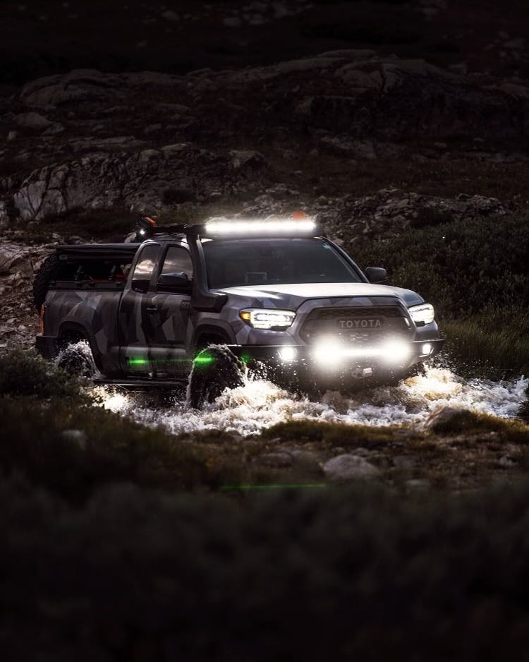 Stage Series 30" White Light Bar