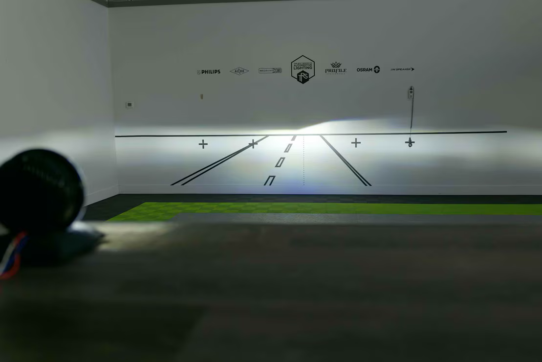 Sealed6 Bi-LED Headlight