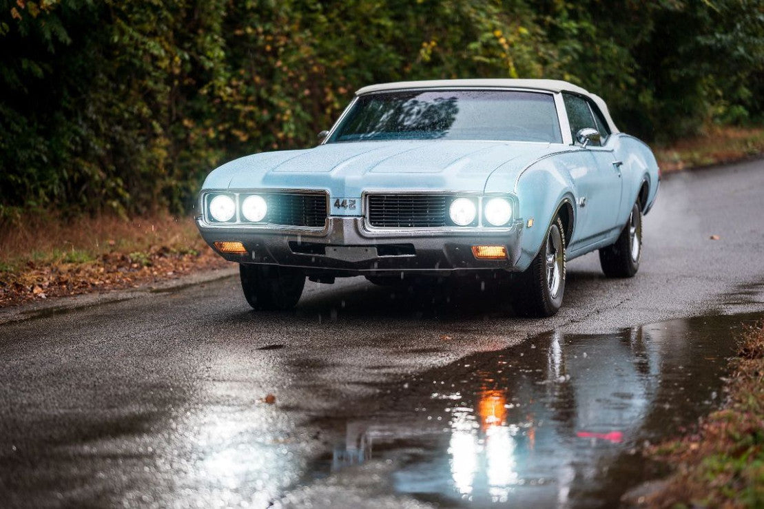 Sealed Beam: Holley Retrobright Led Headlights (5.75" Round)