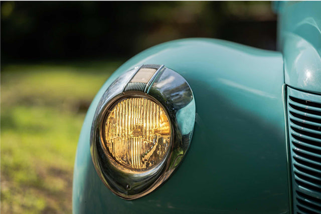 Sealed Beam: Holley Retrobright Led Headlights (7"Round)