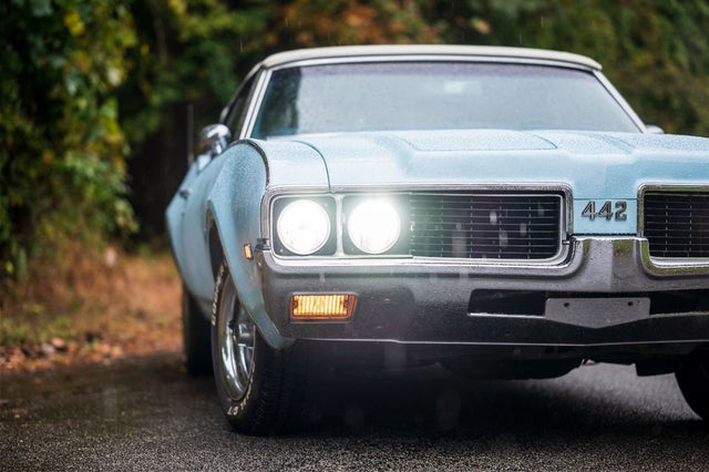 Sealed Beam: Holley Retrobright Led Headlights (5.75" Round)