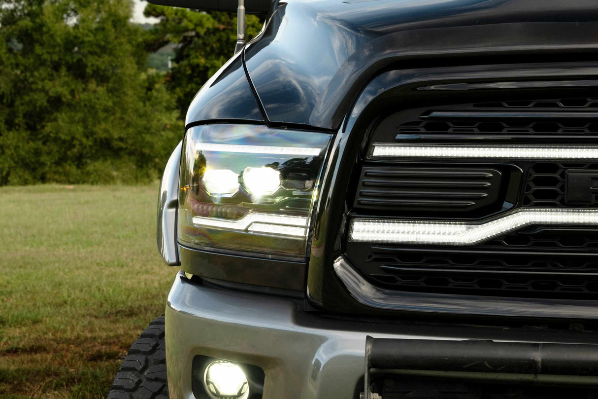 Dodge Ram (09-18) : phares à LED Morimoto Xb (ambre Drl)