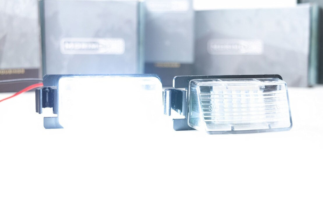 Infiniti G25 (11-12) XB Led License Plate Lights