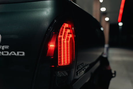 Feux arrière à LED XB pour Toyota Tacoma (05-15) (transparents)