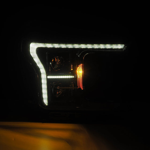 Phares projecteurs à LED série LUXX pour Ford F150 (modèle MK II, 14e génération) 18-20 Alpha-Black