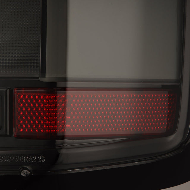 19-25 Chevrolet Silverado 1500 / 20-25 Silverado 2500HD/3500HD LUXX-Series LED Tail Lights Alpha-Black