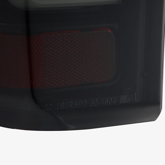 19-25 Chevrolet Silverado 1500 / 20-25 Silverado 2500HD/3500HD PRO-Series LED Tail Lights Jet Black