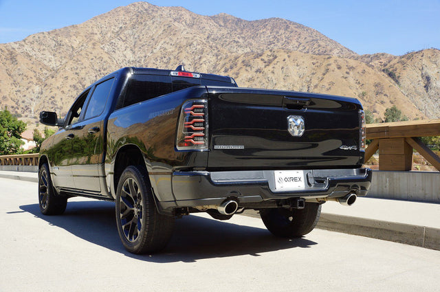 Feux arrière à DEL noirs pour Ram 1500 série LUXX 19-24