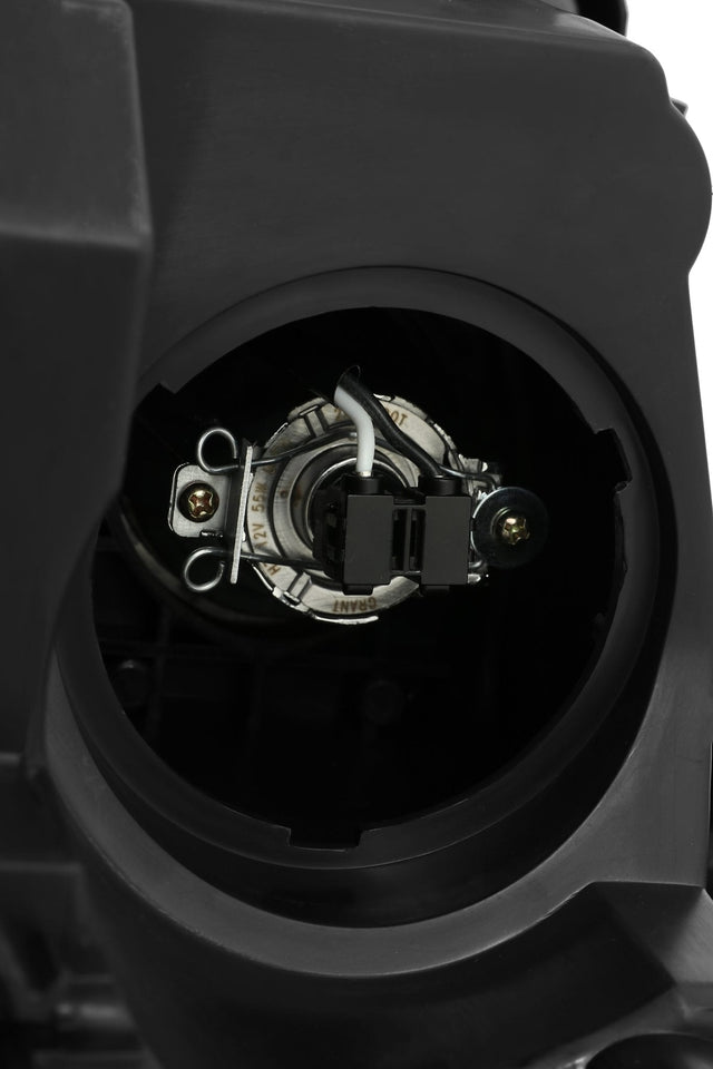 19-24 Ram 1500 PRO-Series Halogen Projector Headlights Chrome