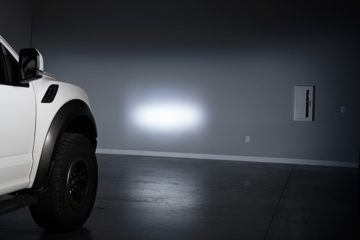 Kit de barre lumineuse CrossLink de calandre SS5 pour Ford F-150 2021-2023