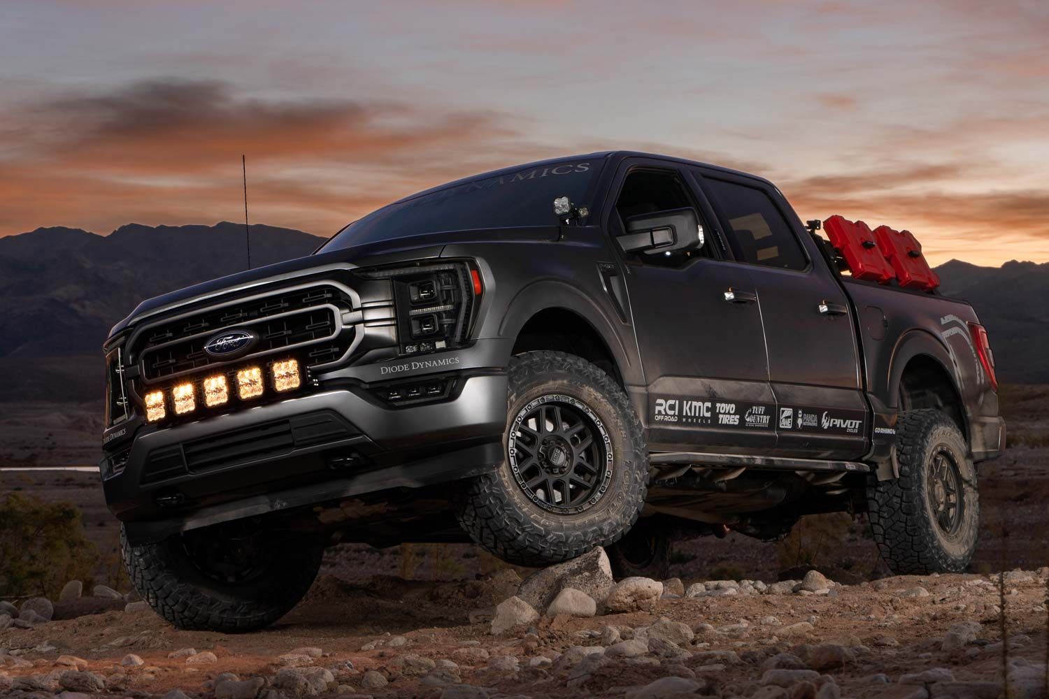 SS5 Grille CrossLink Lightbar Kit for 2021-2023 Ford F-150