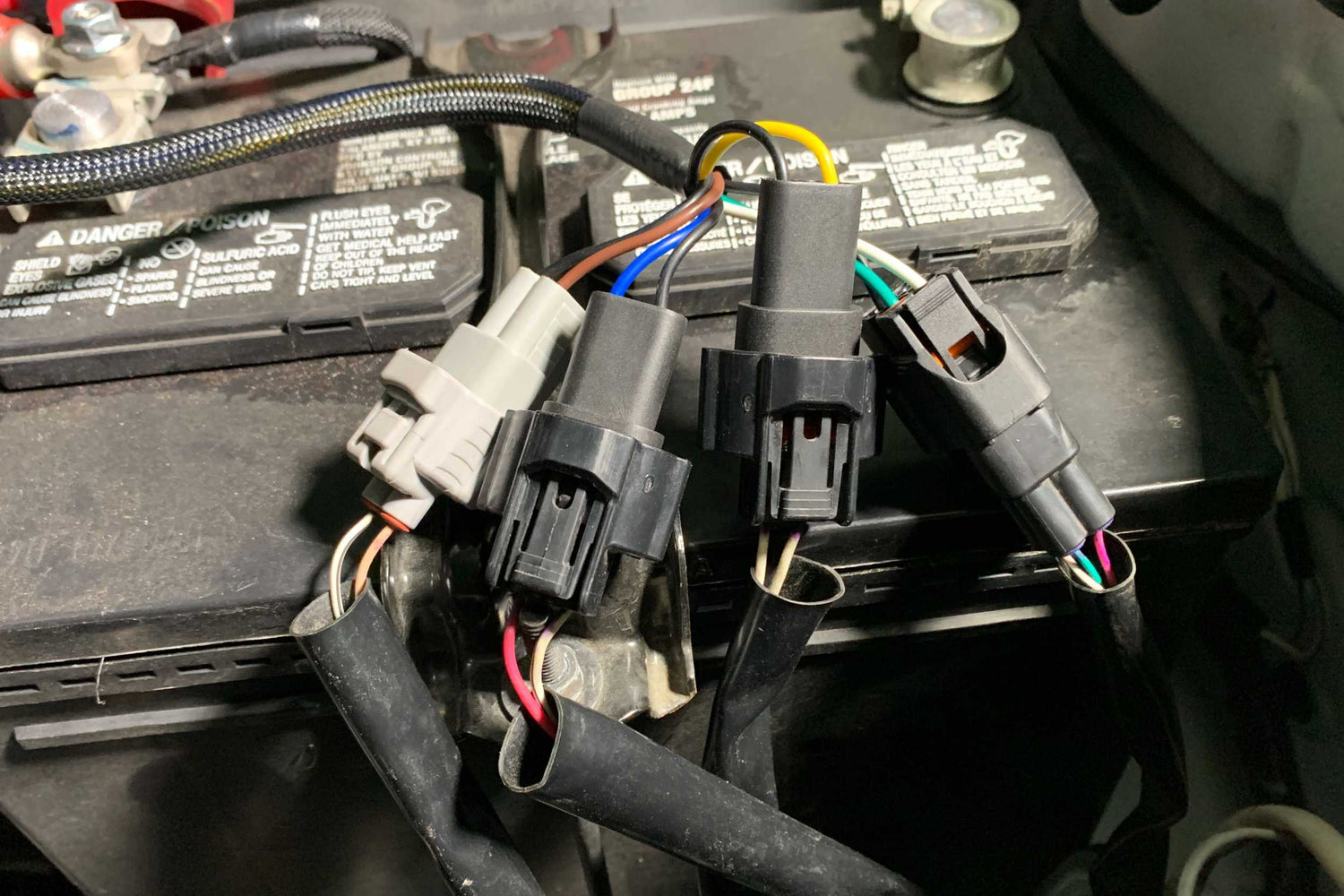 Conversion Harness: Tacoma OEM LED Headlights (16-23) SINGLE