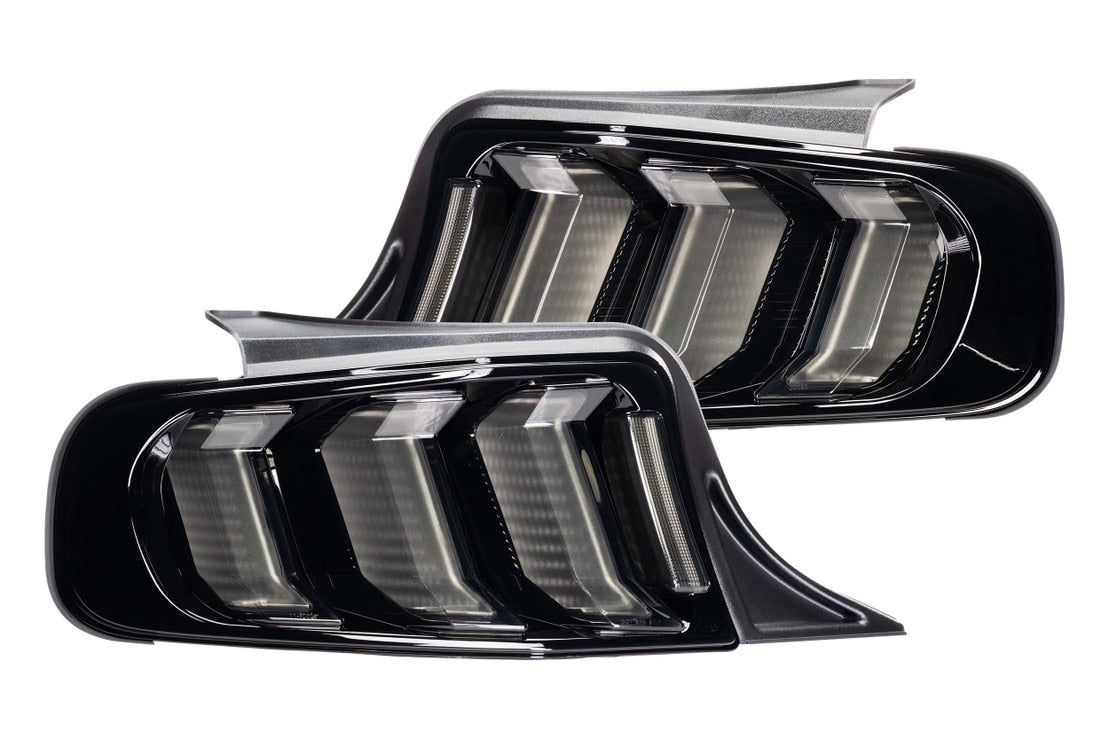 Feux arrière à LED pour Ford Mustang (13-14) Facelift XB (fumés)