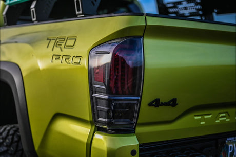 Feux arrière à LED XB pour Toyota Tacoma (16-23) (transparents)