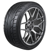Nitto NT555 G2 295/35R19