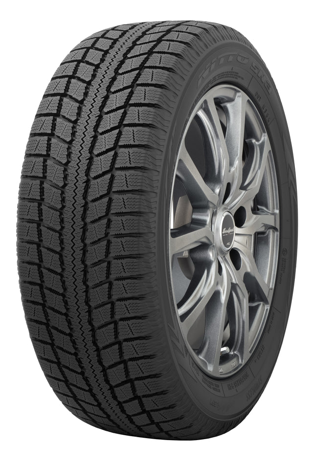 Nitto SN3 235/60R18