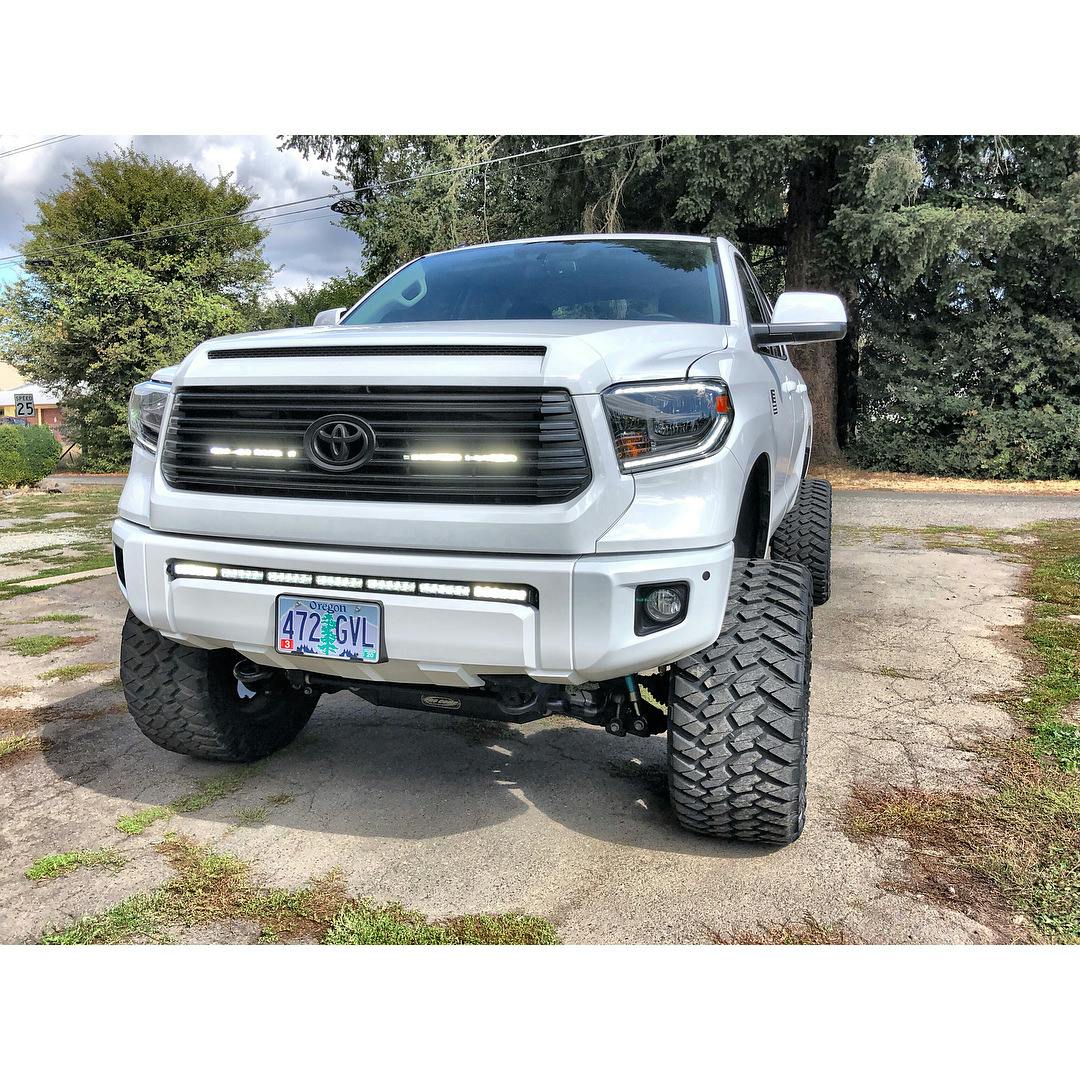 Kit de barre lumineuse LED SAE/DOT pour Toyota Tundra 2014-2021