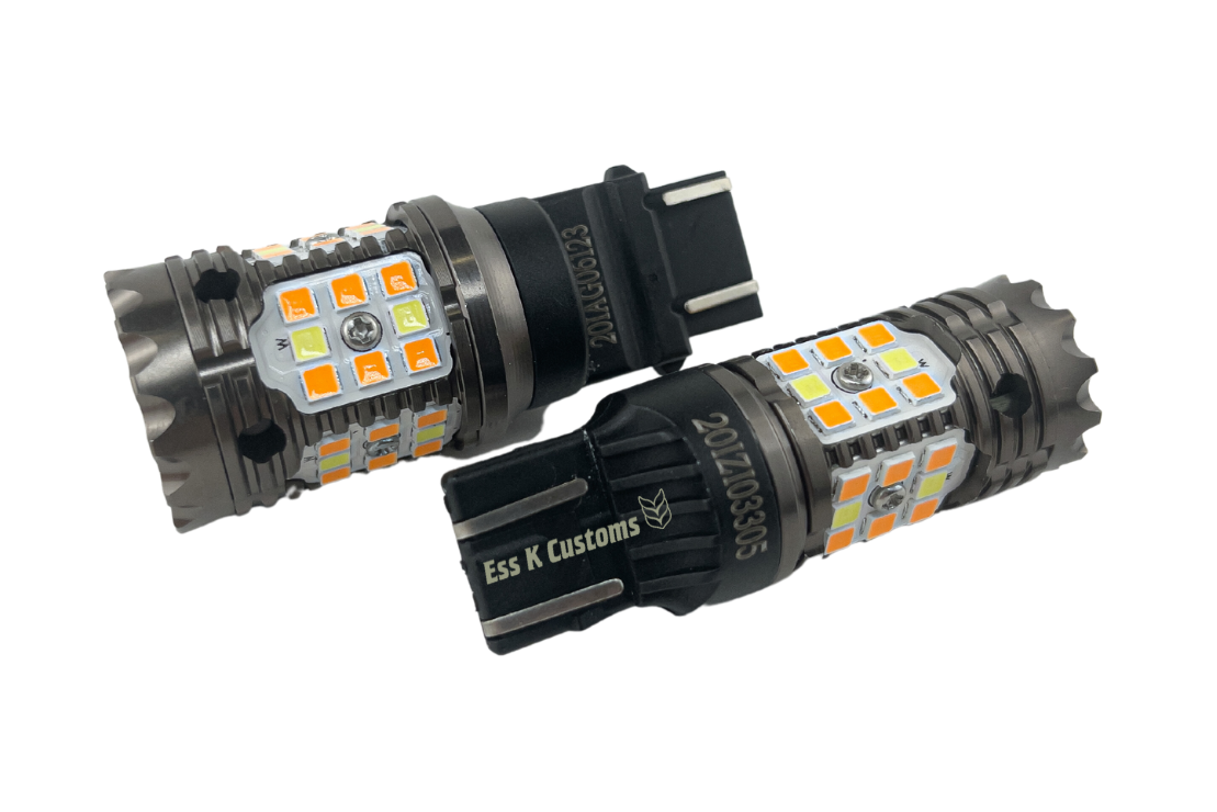 7443: GTR Carbide 2.0 LED Switchback Bulb (Single)