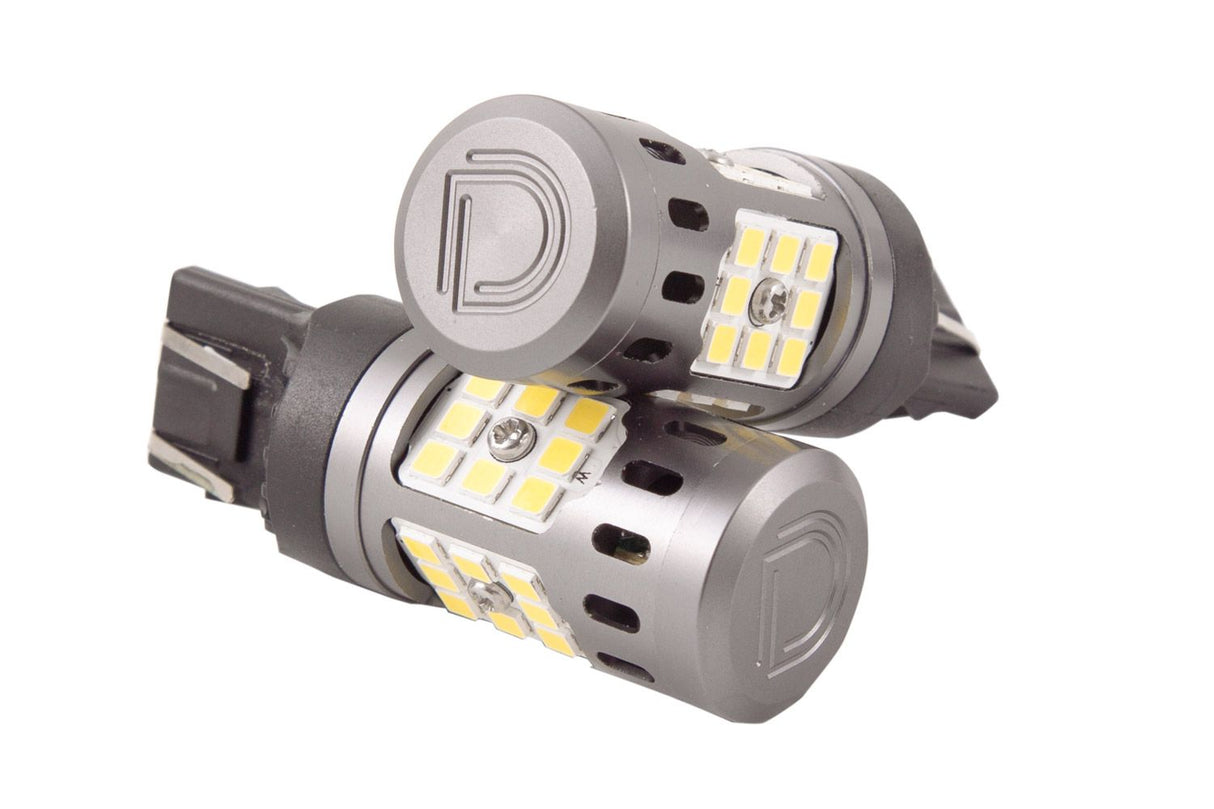 Ampoules LED de secours XPR 7440/7443