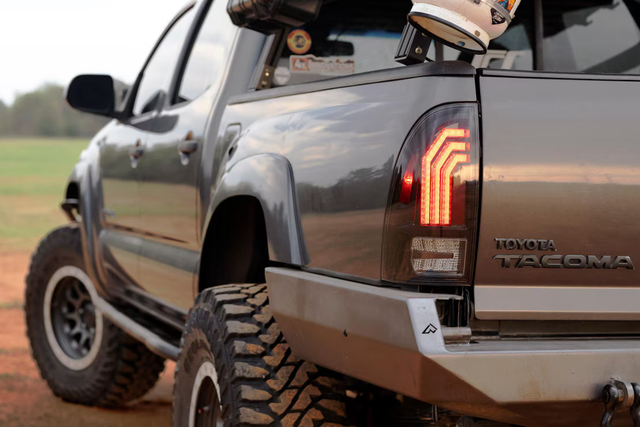 TOYOTA TACOMA (05-15) XB LED TAIL LIGHTS