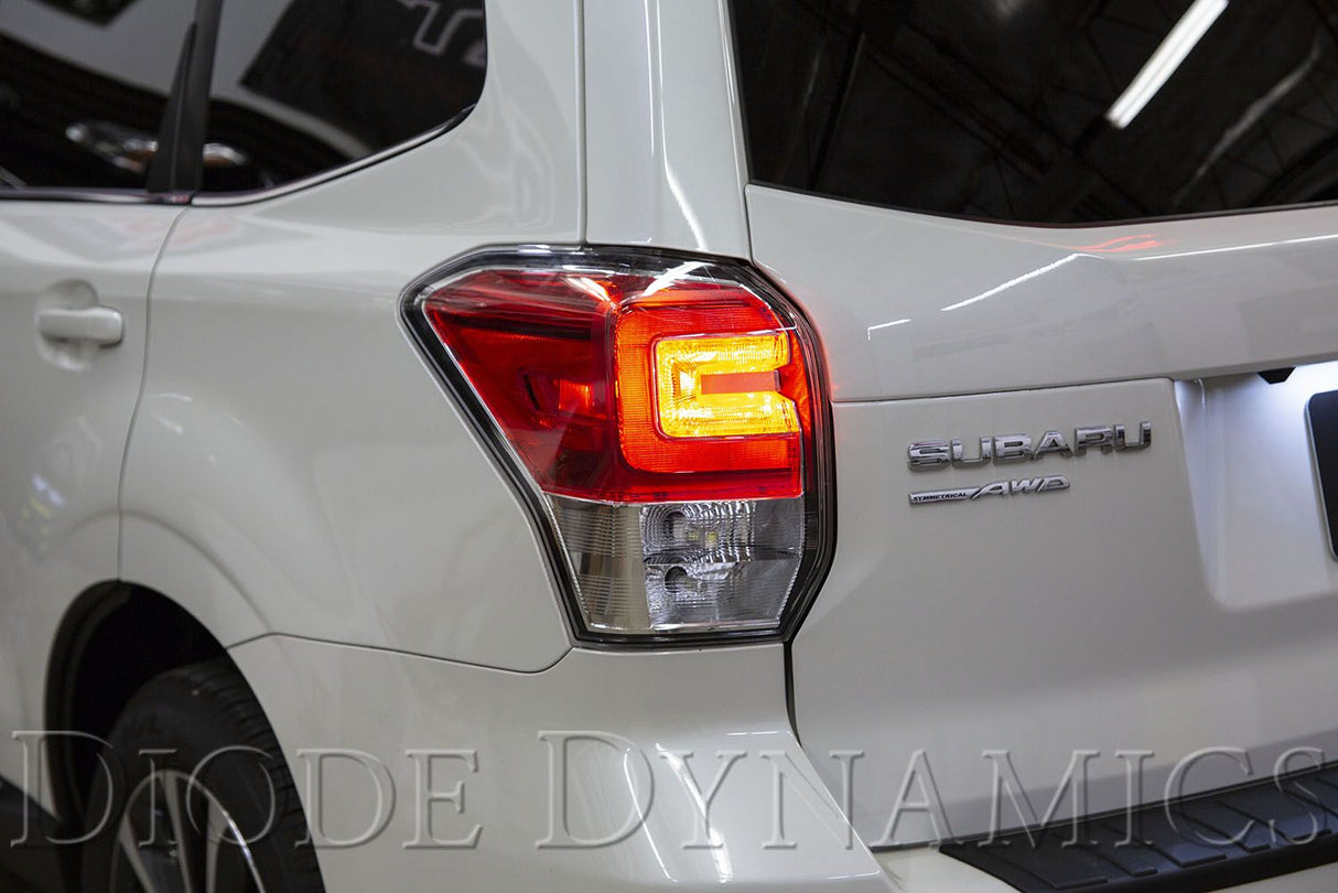 2017-2020 Subaru Forester Premium Tail As Turn + Module de sauvegarde (paire)