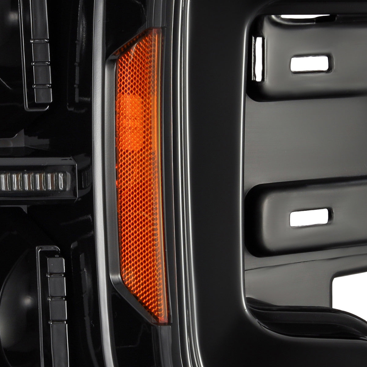 Ford F150 (18-20): Alpharex Pro Headlights